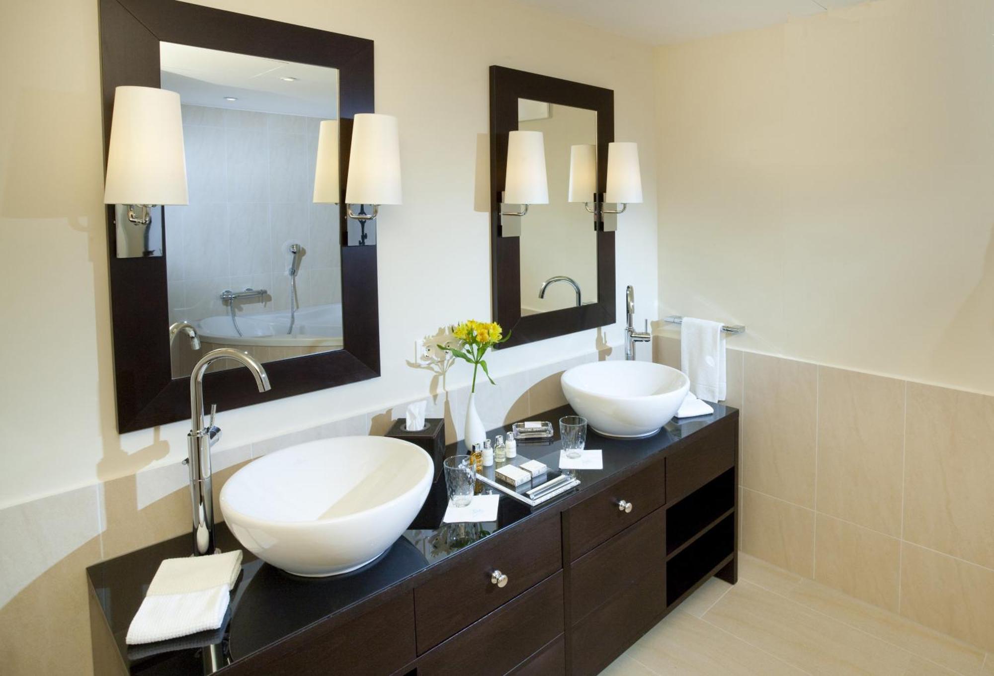 Seehotel Astoria Portschach am Woerthersee Ngoại thất bức ảnh