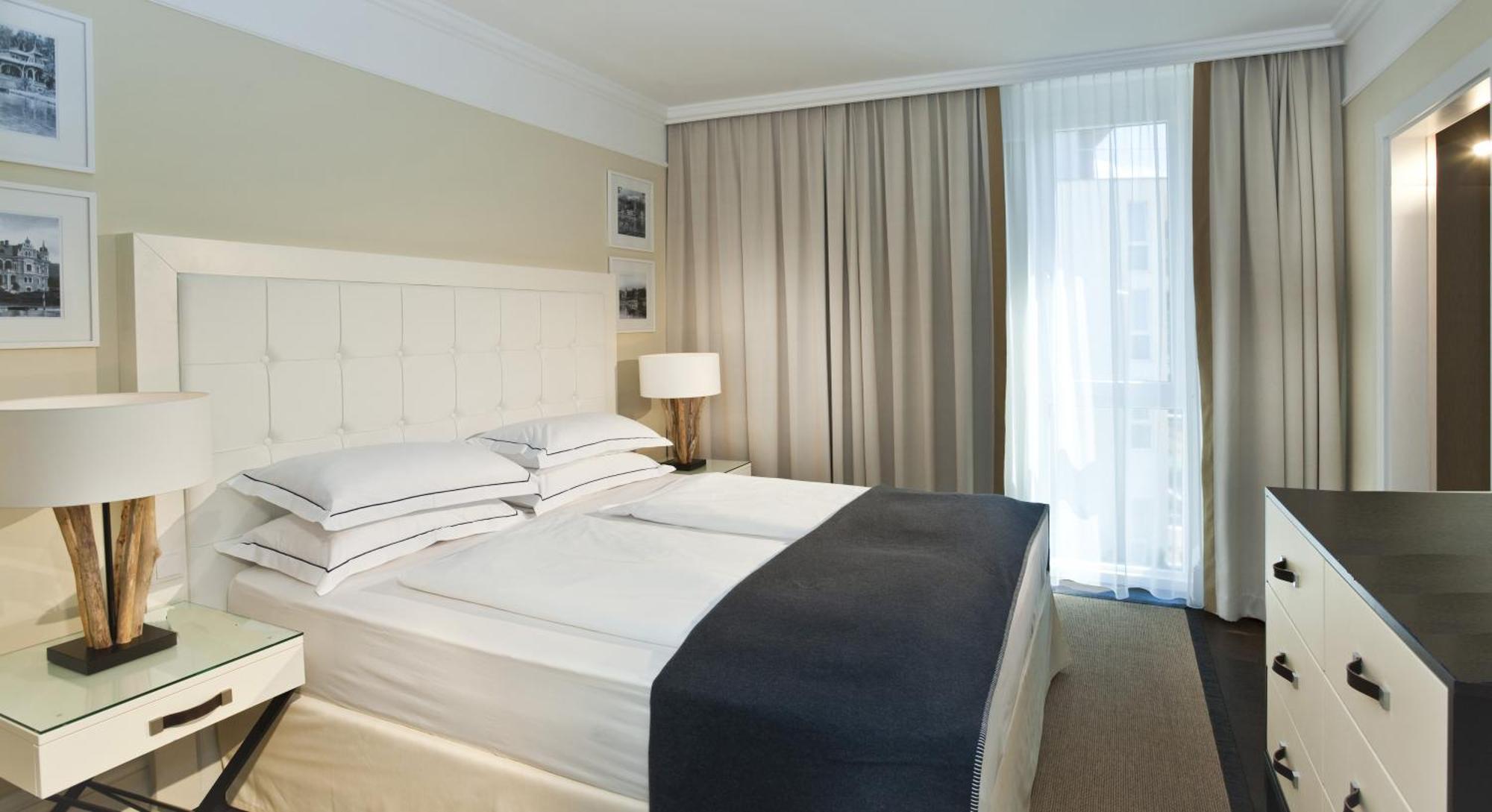 Seehotel Astoria Portschach am Woerthersee Ngoại thất bức ảnh